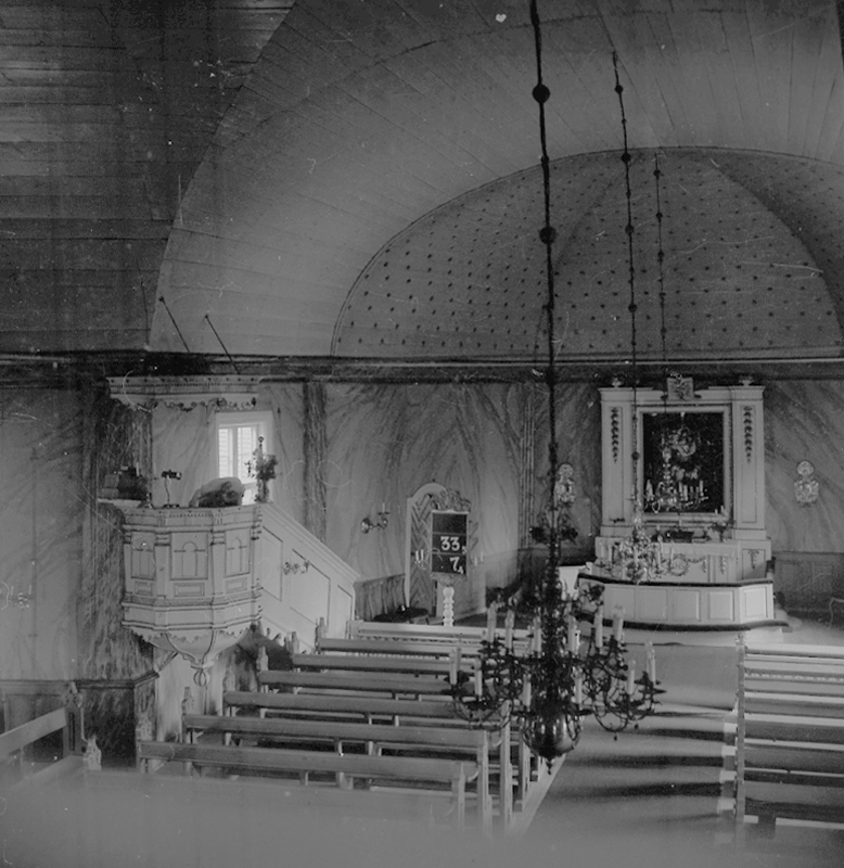Hjulsjö kyrka, interiör.
18 juni 1945