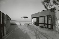 Italiesin [Fotografi]