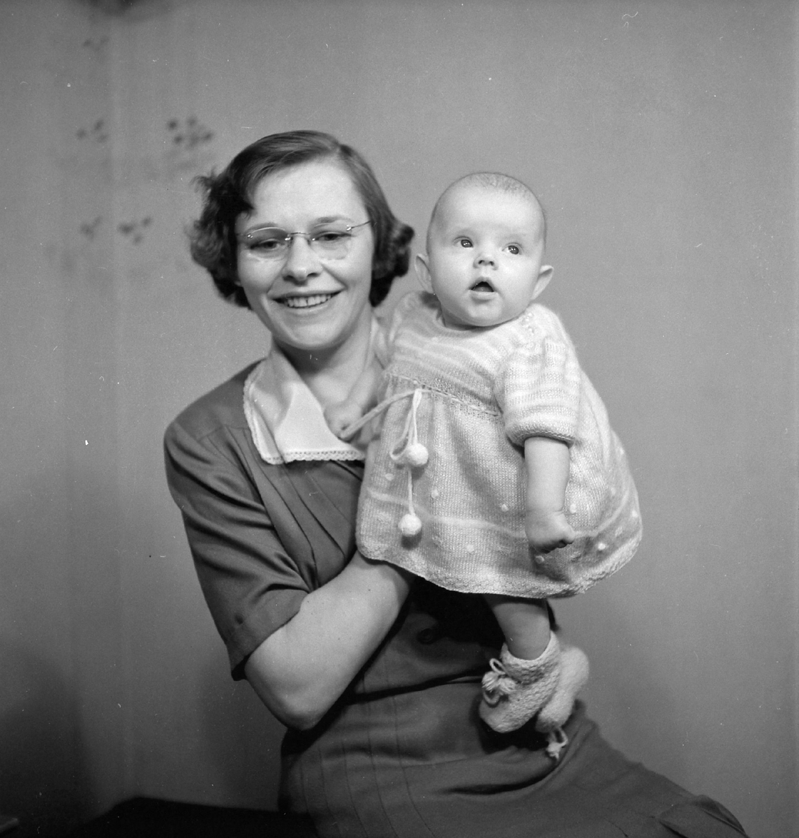 Fru Inga Svarstad med datteren Anne-Lise Svarstad