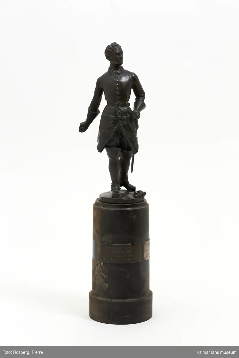 Statyett, föreställer kung Karl XII.