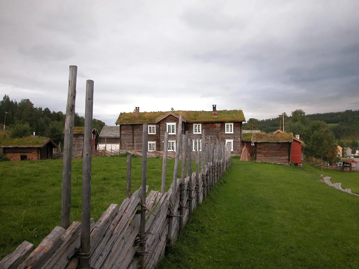 Dølmotunet bilde nordfra