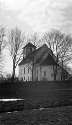 Hoff kirke i Østre Toten 1925. En serie på fire bilder der t