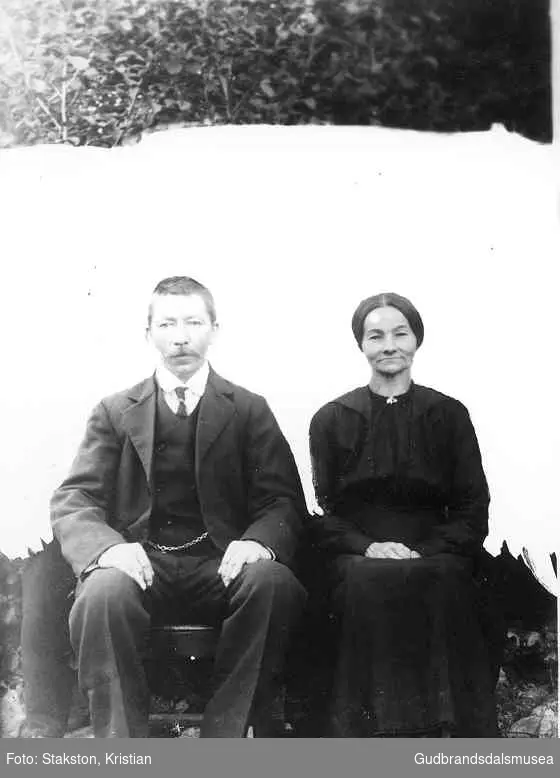 Edvard Mallaugstredet (f. 1884) og kone Rønnaug Mallaugstredet (f. Haugtredet 1883)