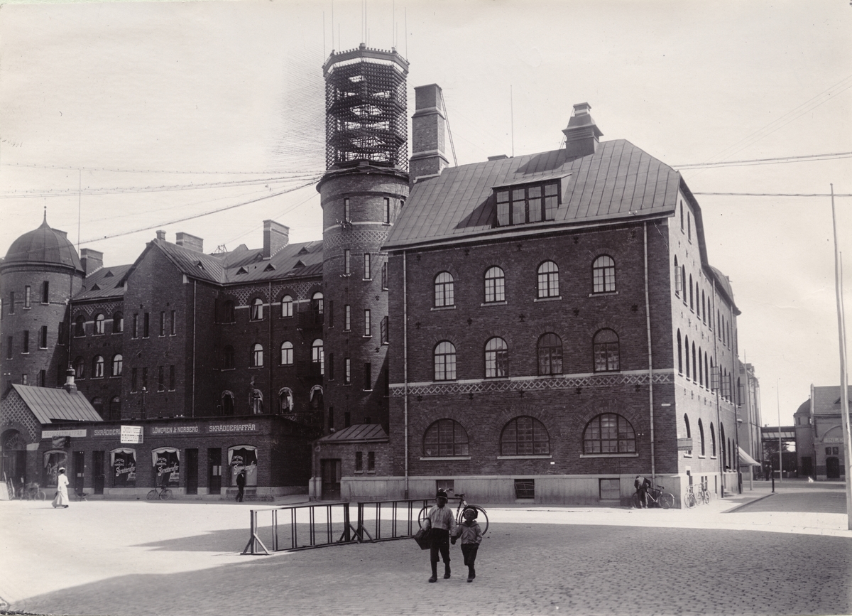 Telefontornet på Centralpalatset i Gefle (Gävle), 1901. Bild från tidskriften Hemmets bildmaterial.