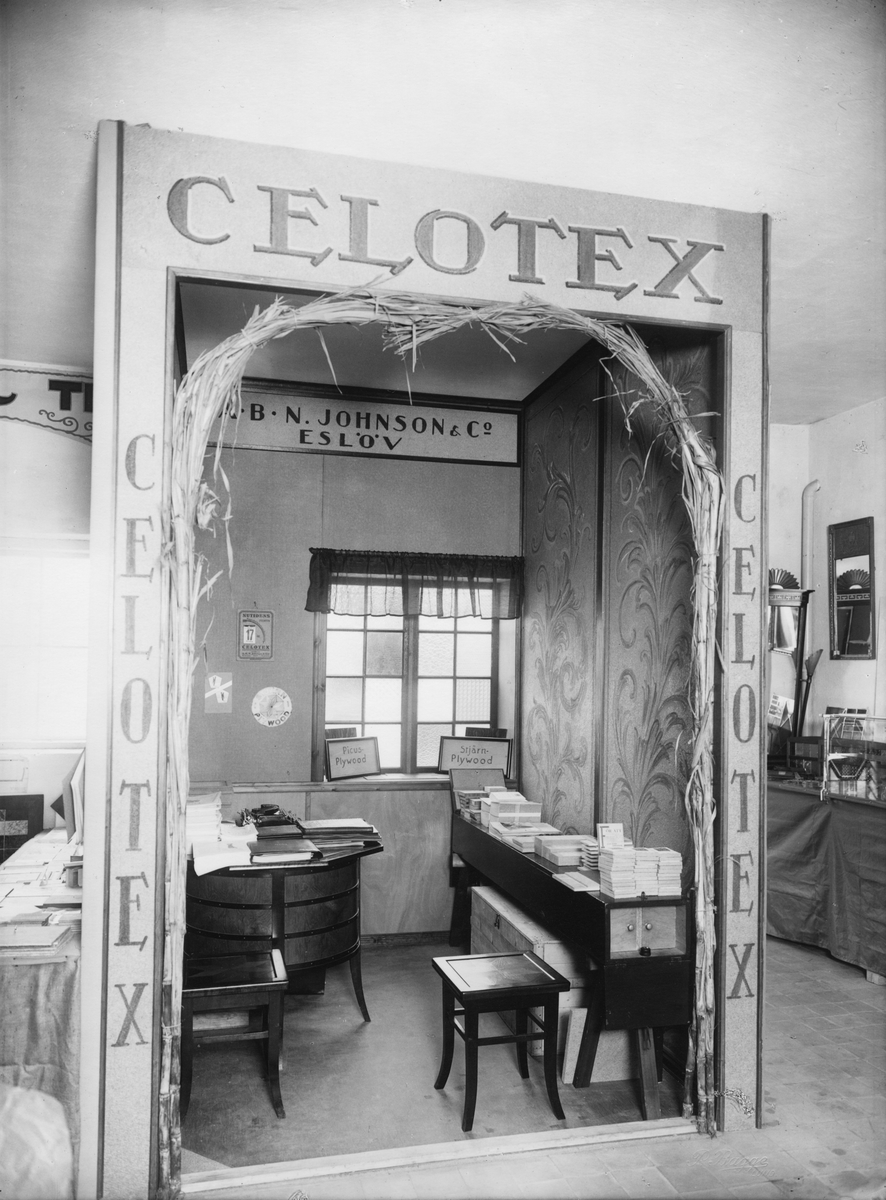 Bygge och Bo-utställningen i Lund 1931. Monter för Celotex isoleringsmaterial.