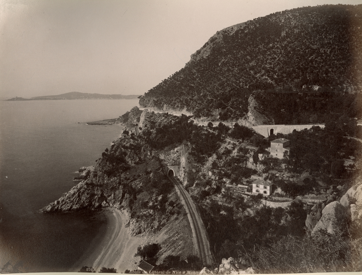 Route du Littoral mellan Nicé och Monaco. "N.D. Photo 576".