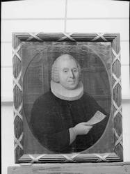 Prest i Fåberg Kirke. Repro.