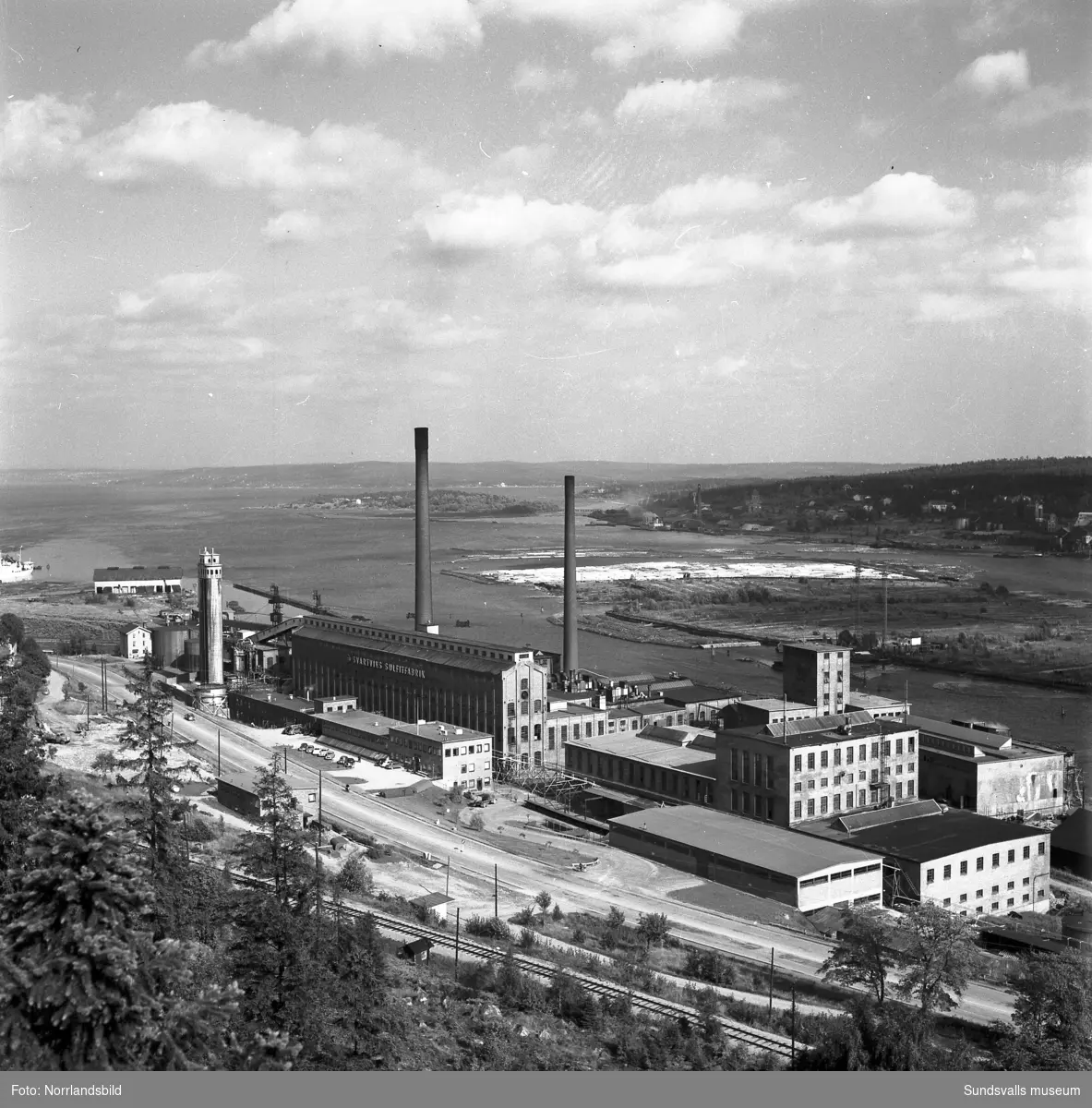 Svartviks sulfitfabrik. exteriörbilder.