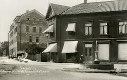 Sarpsborg. Lilletorvet med Brandstationen.