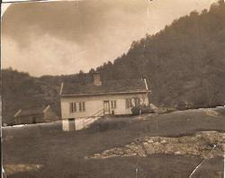 Huset på skjeringa - Øvsthus