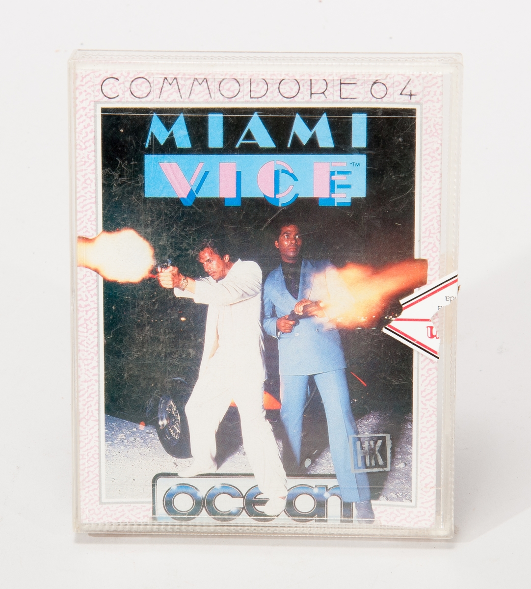 Förpackning för datorspel till Commodore 64, ask i klarplast.