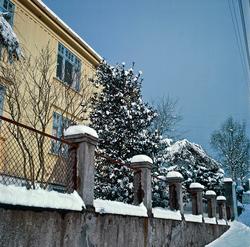 Foto fra Clausens gate 37 på Kirkelandet
i Kristiansund. Por