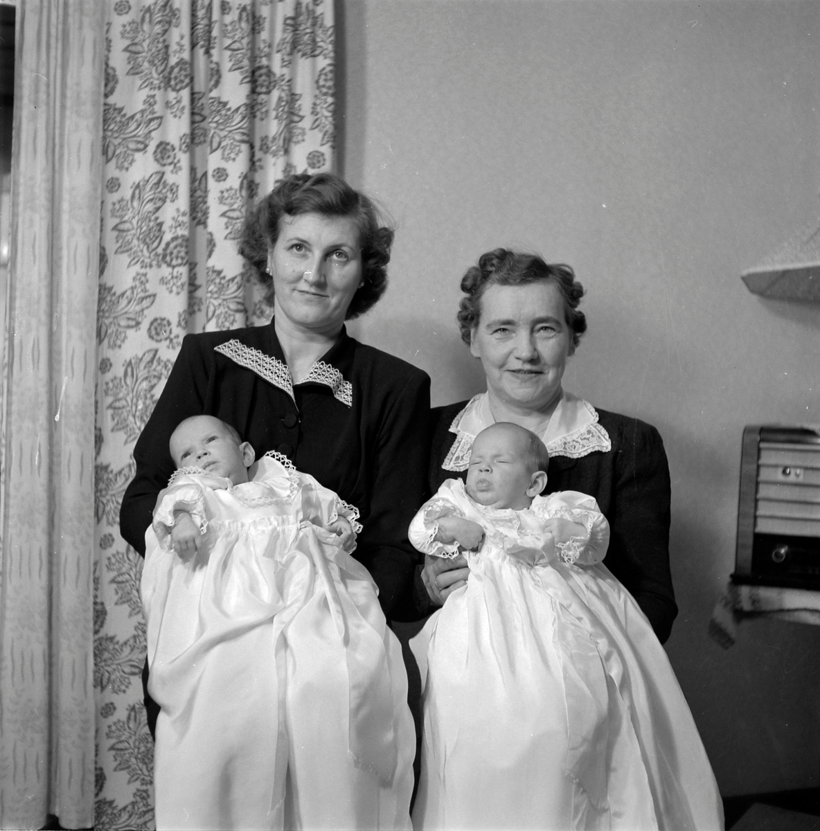 Signe Presthus Lundkvist med tvillinger