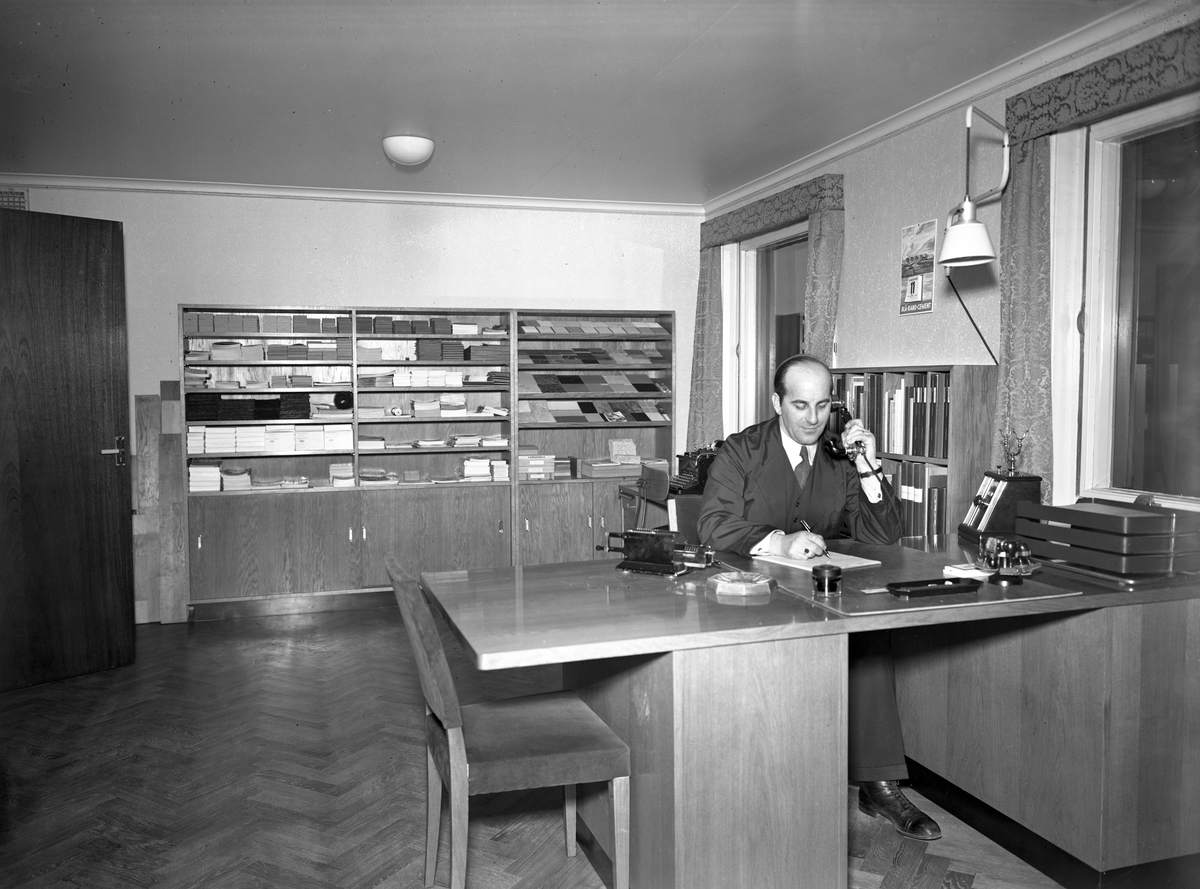 Arvika Kakelfabriks kontor på adressen Köpmangatan 11 den 11/3 1942.