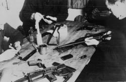 Fra KFF_ Skrevet på originalemballasjen; "Steen & Strøm, Pro