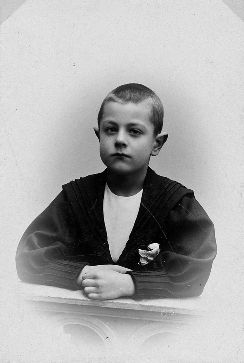 Otto Strandberg som barn. Sedermera rektor. Son till August S.