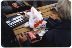 Klokke- og knivhandel.