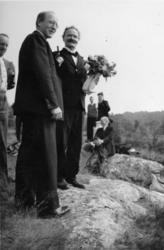 "Den historiske tur til Veøy 06.07.1937".."De tradisjonelle 