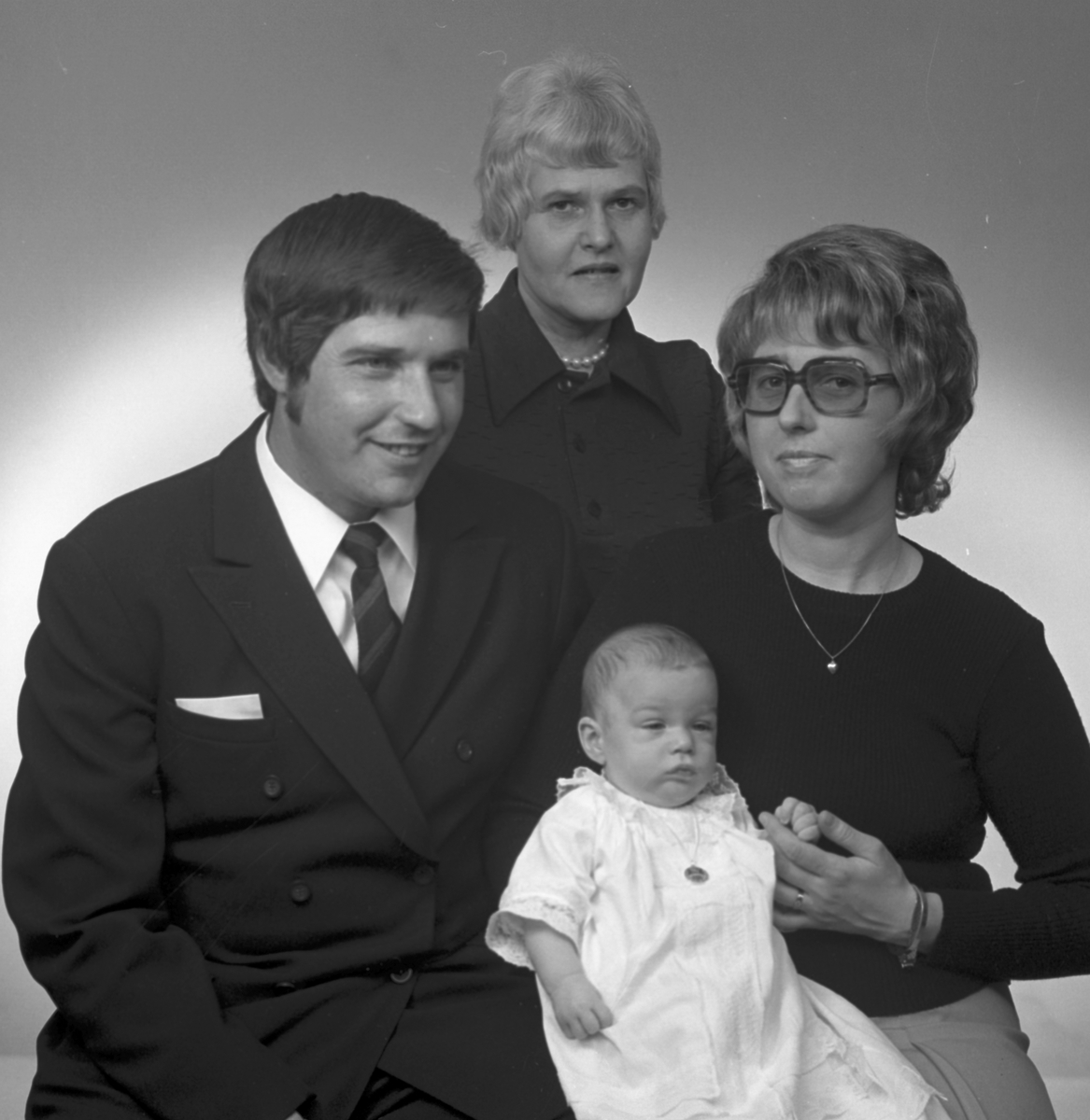 Familjen Olsson, Norra Köpmangatan 30 b, Gävle. Den 27 maj 1973

