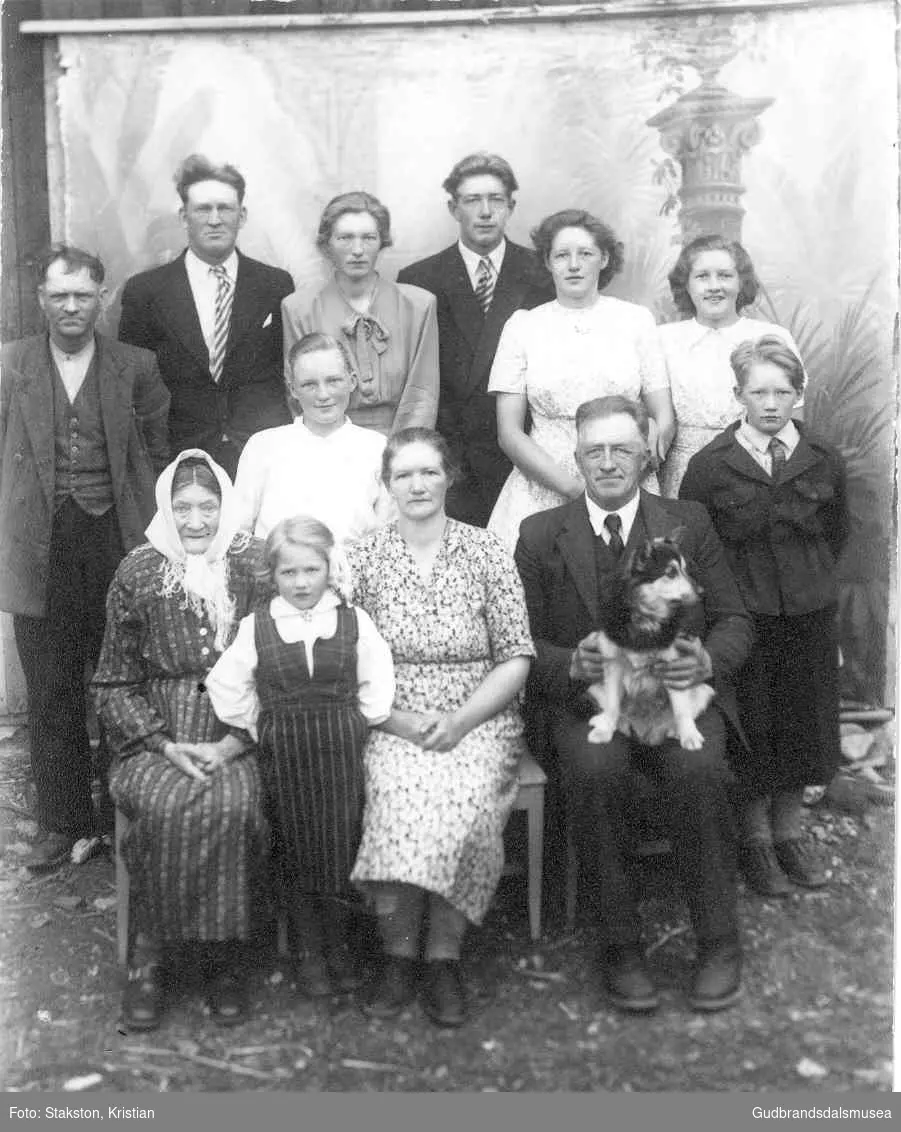 Hans Sagen (f. 1894) m.familie
