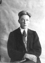 Jon Brustugun (f. 1906)