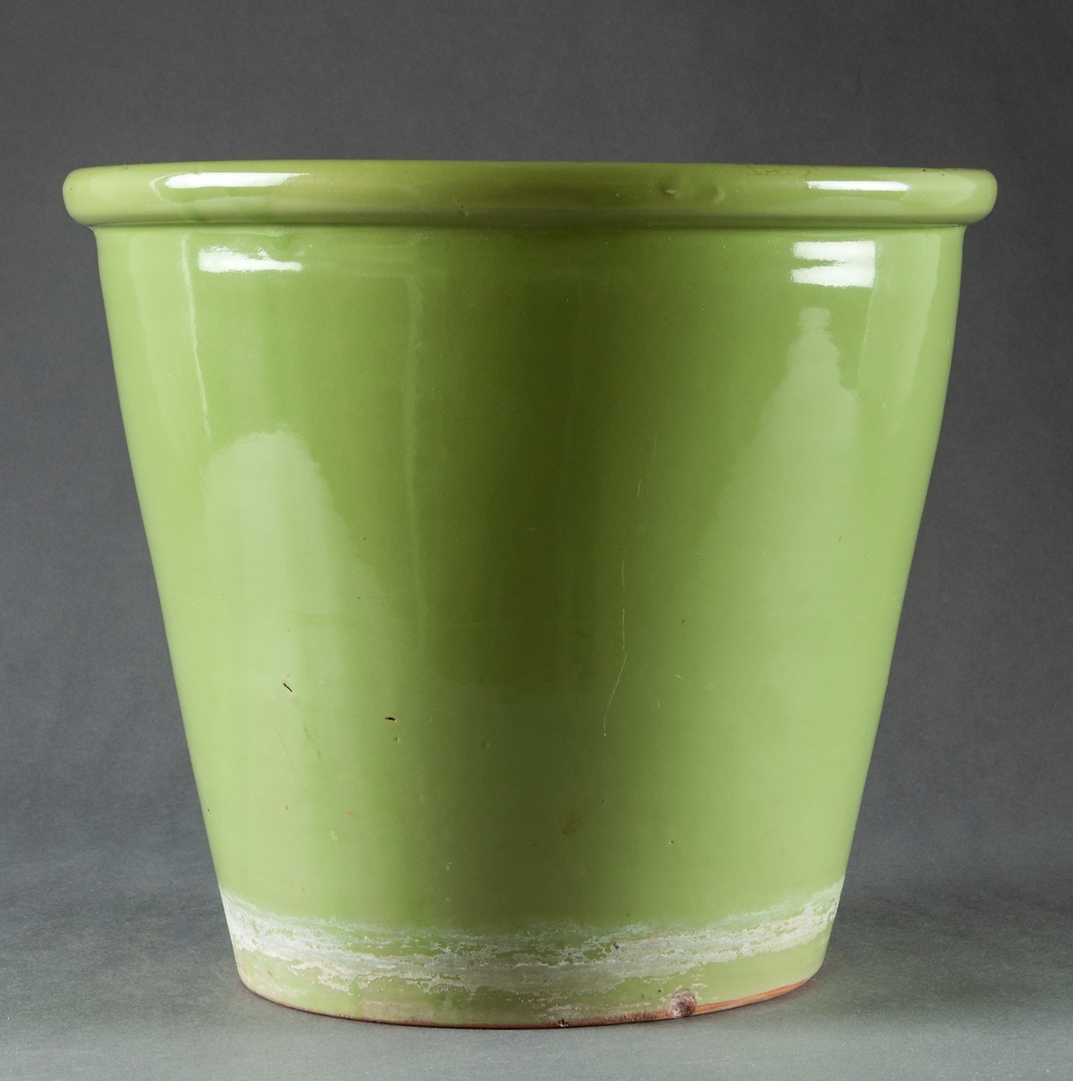 Blomkruka, Bo Fajans, grön glasyr, diam. 24 cm.