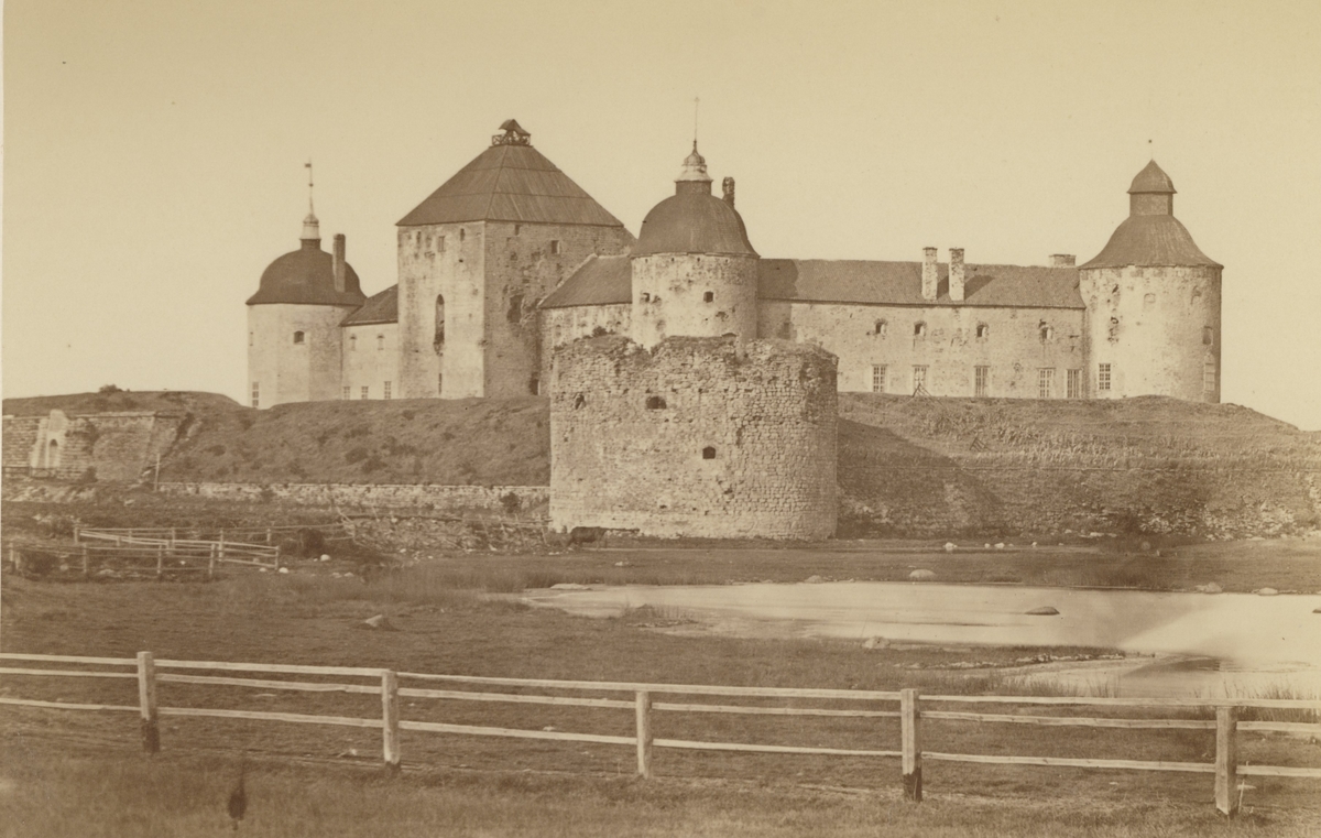 Kalmar slott före det sena 1800-talets renoveringar.