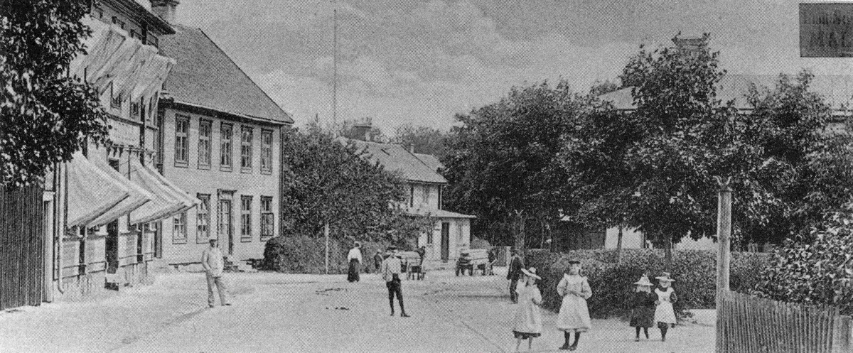 Nybro. Storgatan omkring 1895.