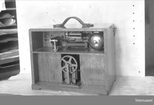 Togtelefonapparat, 8.2.1915.  Elektrisk Bureau.