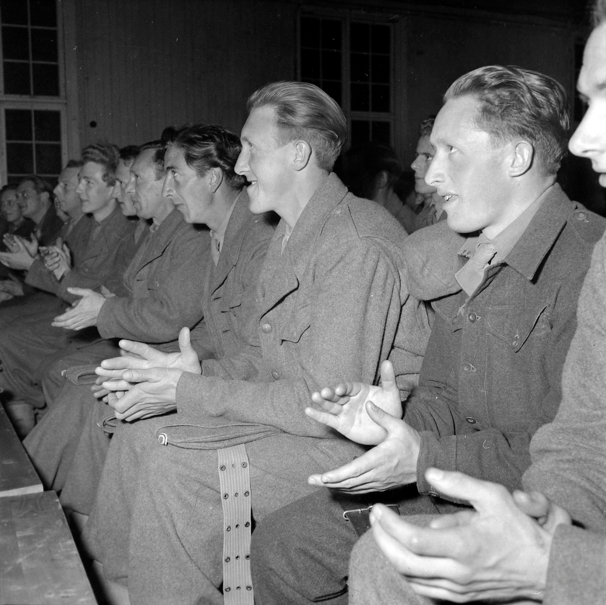 Underholdning for soldater i Øysand leir