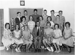 Klassebilde, Jevnaker skole, lærer er Haakon Skøien.