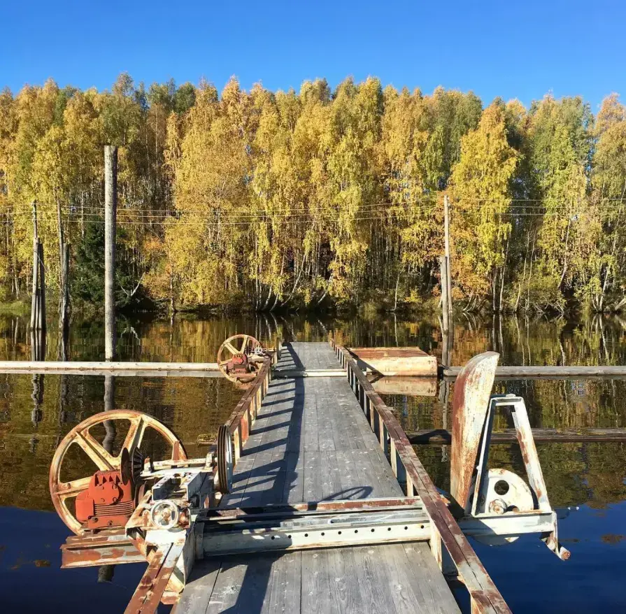 Foto av soppemaskinen ute i elva