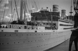 "September 1960"."Amerika folke kjem heim" .DS «Stavangerfjo