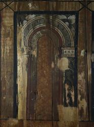 Innrissete bilder og runer på veggen i koret i Gol stavkirke