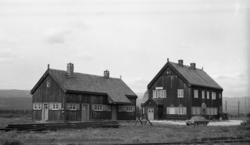 Fokstua stasjonsbygning og godshus/uthusbygning