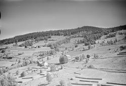 Solbakken gård og Strangstad nordre, Østsida, Tretten, Øyer,