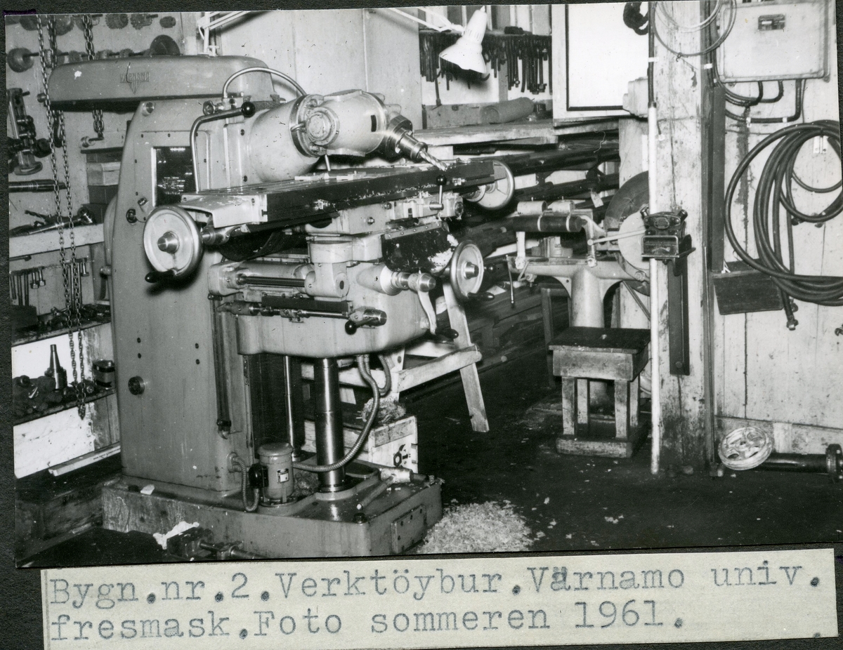 Bygg nr. 2 - I ved LMV