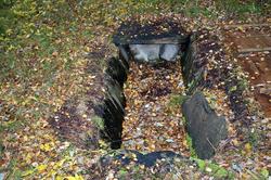 Hellekiste, Flatmarksgrav.  Sandhornøy, Mårnes, Storflosande