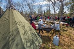 Åpning av Daniel Mortensons vinterboplass ved Kjerran på Val