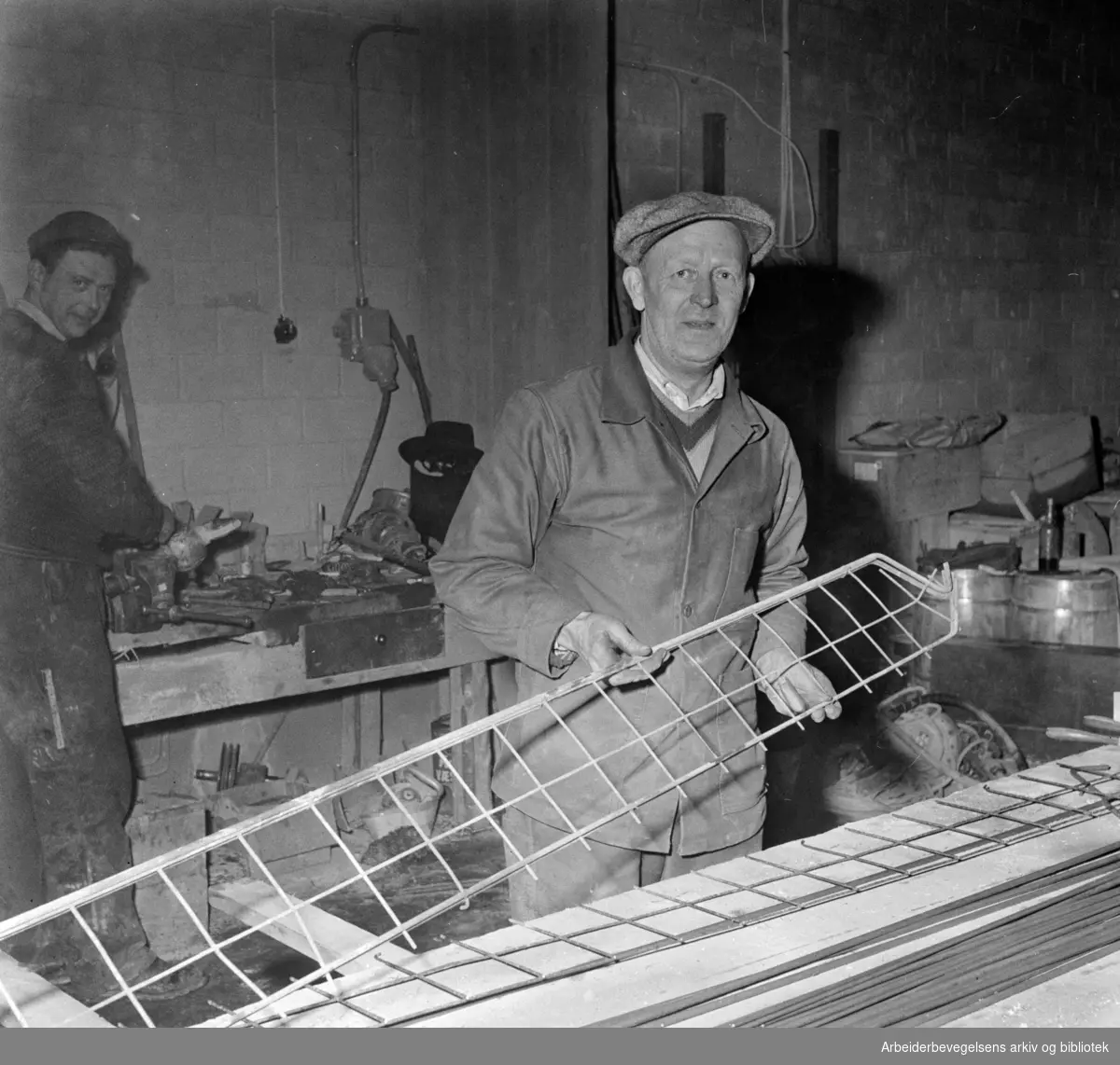 Ulven. Trappefabrikk. Januar 1958