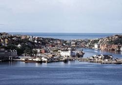 Foto fra Nordmørskaia og Devholdholmen på Kirkelandet i Kris