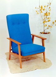 Lenestol med regulerbar rygg.