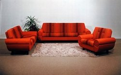 Salong. Sofagruppe med sofa og lenestol.