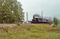 Underveis med veterantog mellom Hamar og Jessnes. Toget trek