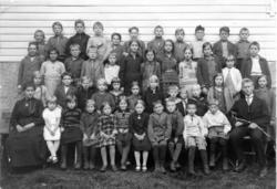 Gruppebilete, handarbeidskurs Vines 1942-43