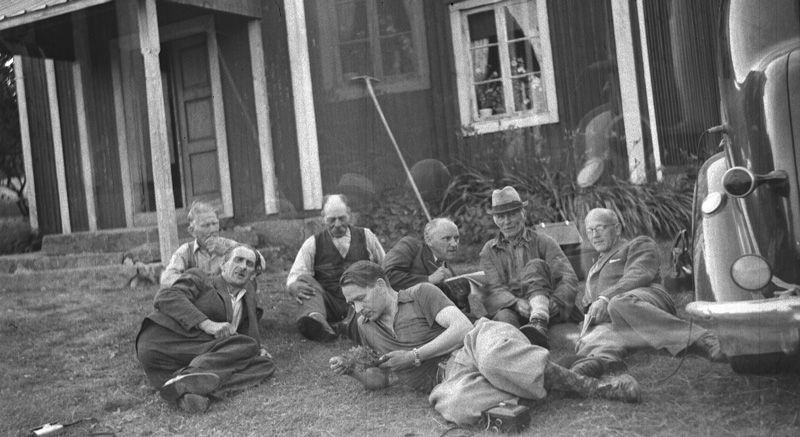 Fr v: Emil Henriksson f 1874 i Rävberg Viggen, Axel Frithiofsson, Henrik Mattsson f 1866 i Berg Tjärnberget, Richard Broberg, Julius Mägiste, Johannes Henriksson f 1875 i Örtjärn, Sigurd Bograng.