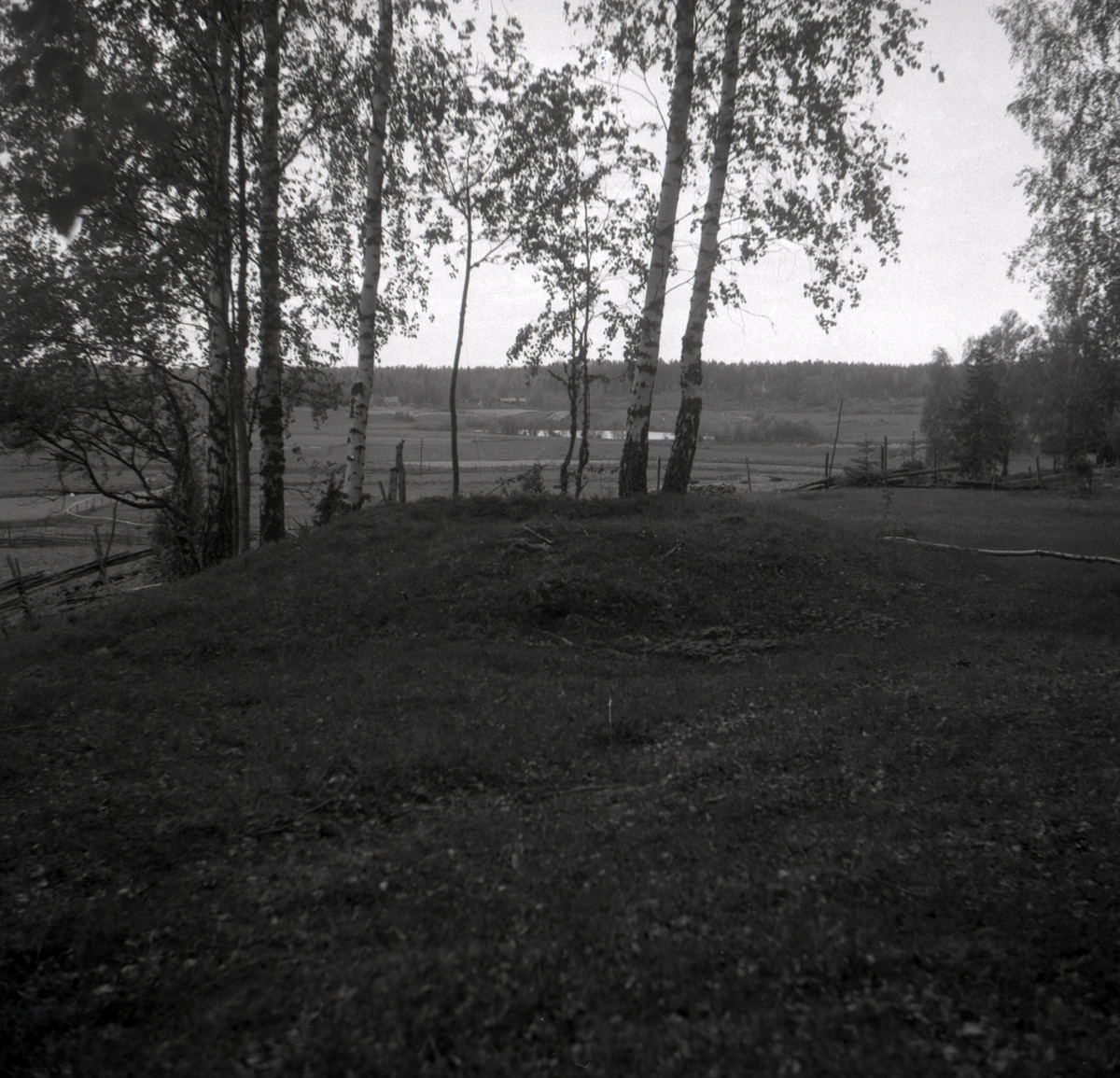 Gravfält på Lunds kulle på prästgårdens mark.