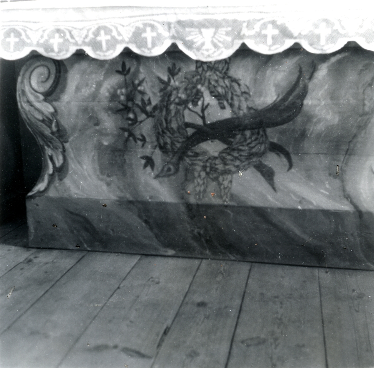 Altarbordet i Döderhults kyrka, skannat från negativ och positiv.