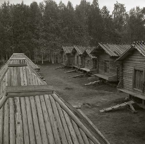 Vid "Lappstán", Arvidsjaur. Museimannaföreningens resa i Norrbotten,  1 september 1966.