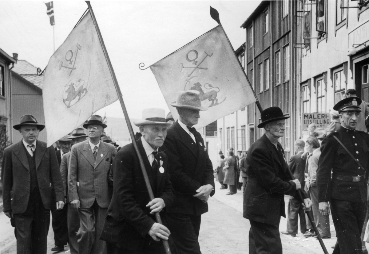 Opptog under 300-årsjubileet for Røros Kobberverk i 1946
